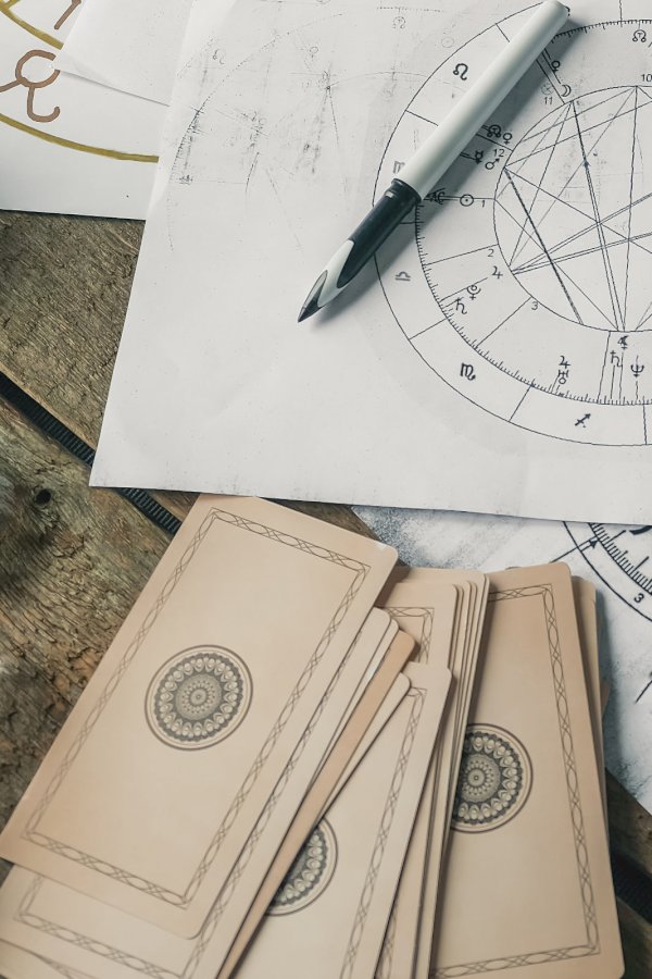 Aquarius Season: Setting Intentions for Feb