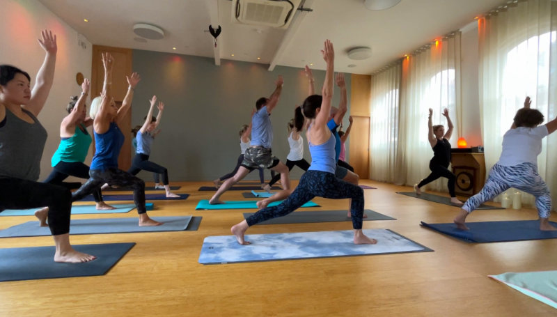 Raised lunge yoga pose