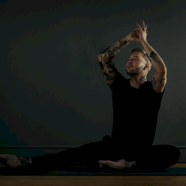 Summer Solstice Down the Rabbit Hole workshop with Jamie John at New Energy Yoga in Winchester, Hampshire